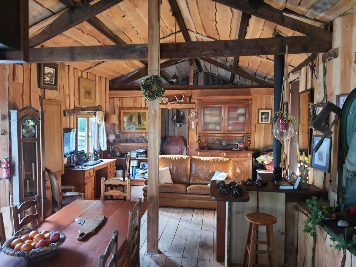 Bed & Breakfast La Cabane, Petite Chambre Agreable Chez L'Habitant, Maison Toute En Bois Valdeblore